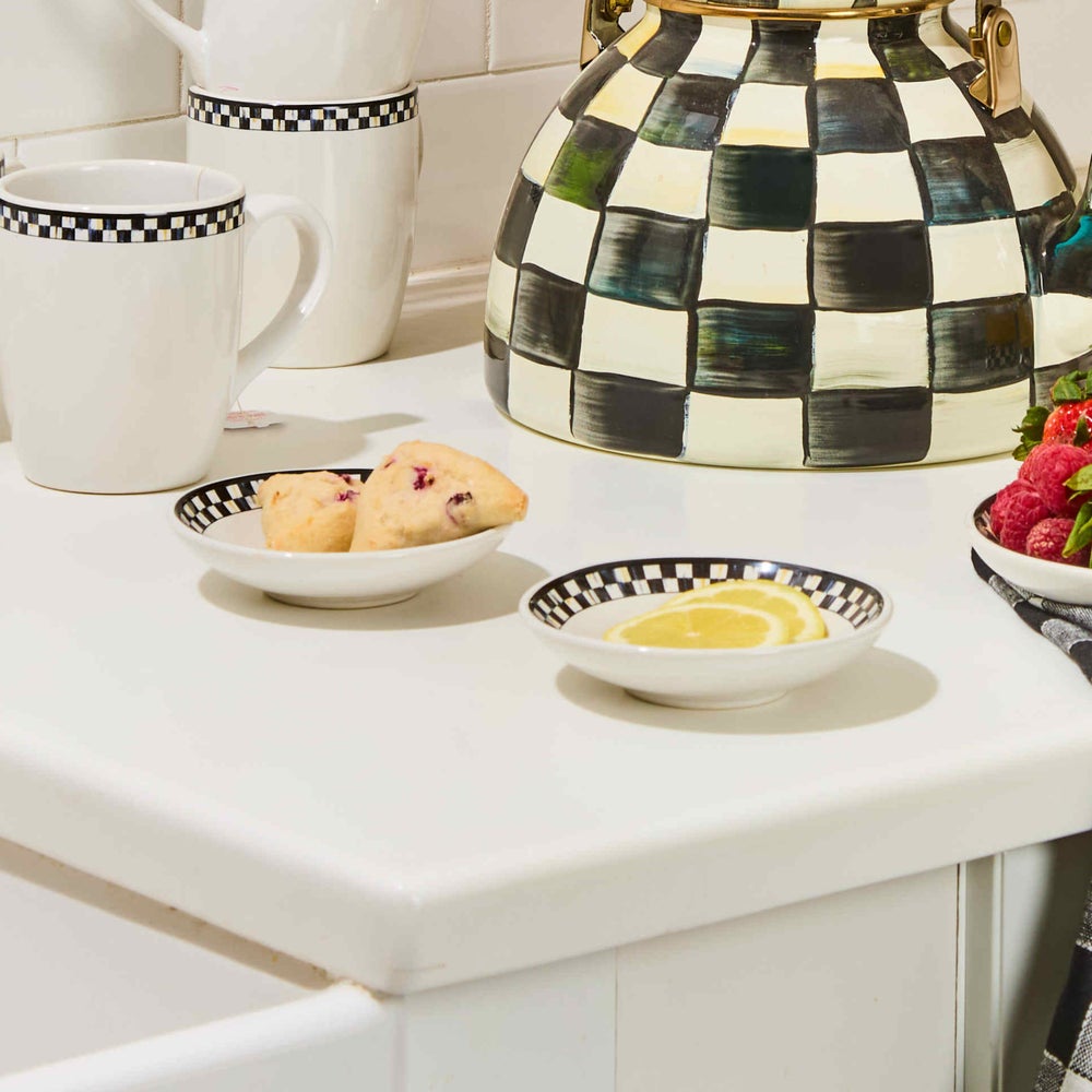 Courtly Check Everyday Pinch Bowls, Set of 2